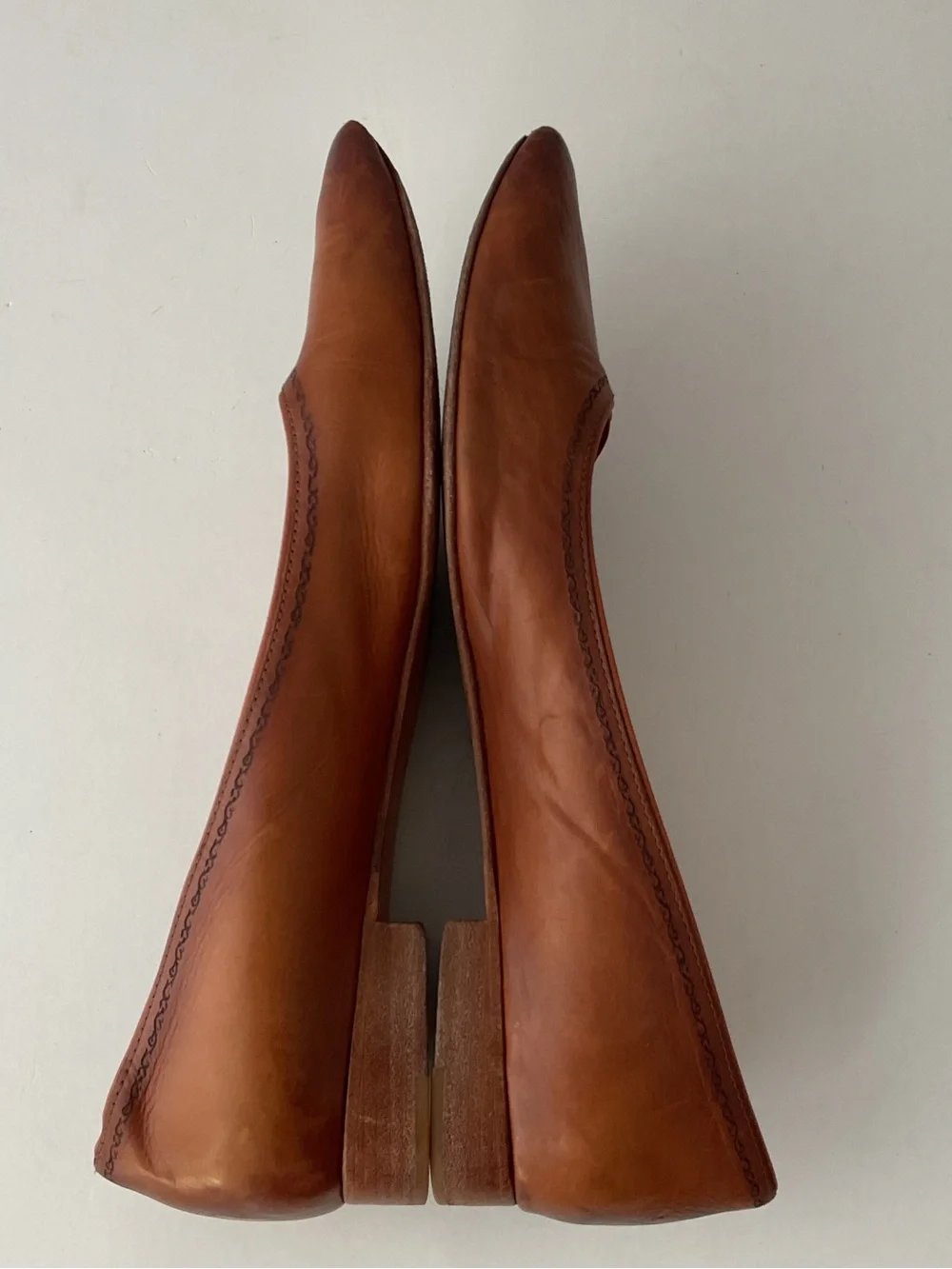 Lucchese Brown Leather Flat Pump Heel Pointed Toe Shoe Women’s Size 9